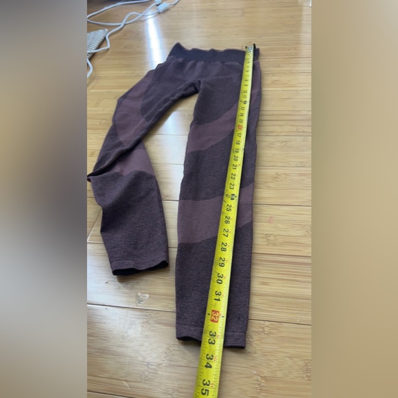 Pink Victoria’s Secret Women’s Activewear Seamless Leggings XS - Picture 7 of 9